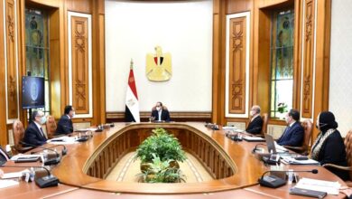 صورة الرئيس السيسي يعقد اجتماعا لمتابعة الموقف التنفيذي للمشروع القومي للإنتاج الزراعي “مستقبل مصر”.