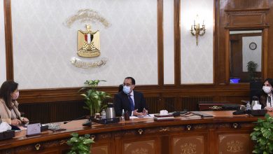 صورة رئيس الوزراء يتابع جهود صندوق مصر السيادي في جذب الاستثمارات للقطاعات الاقتصادية المختلفة