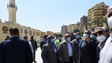 صورة رئيس الوزراء يتفقد أعمال ترميم مسجد عمرو بن العاص وتطوير ساحته وحدائق الفسطاط