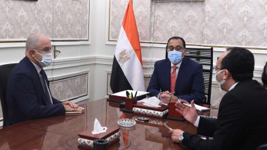 صورة رئيس الوزراء يلتقى رئيس اتحاد الصناعات لمناقشة آليات دعم الصناعة المصرية