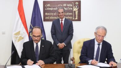 صورة وزير الاتصالات يشهد توقيع اتفاقية تعاون بين هيئة تنمية صناعة تكنولوجيا المعلومات وجامعة العريش
