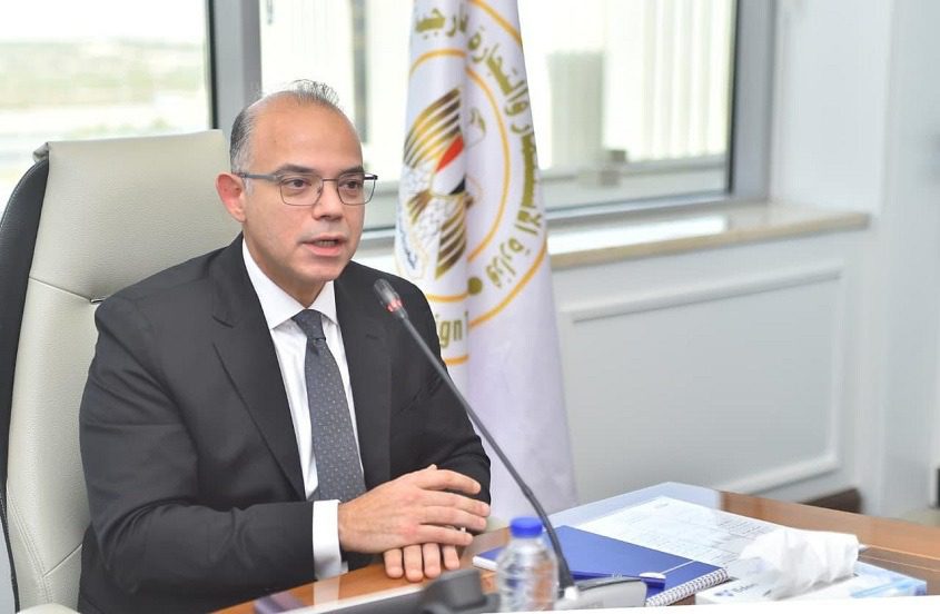 “الاستثمار” تلغي توثيق عقود التأجير التمويلي لمشروعات المناطق الحرة